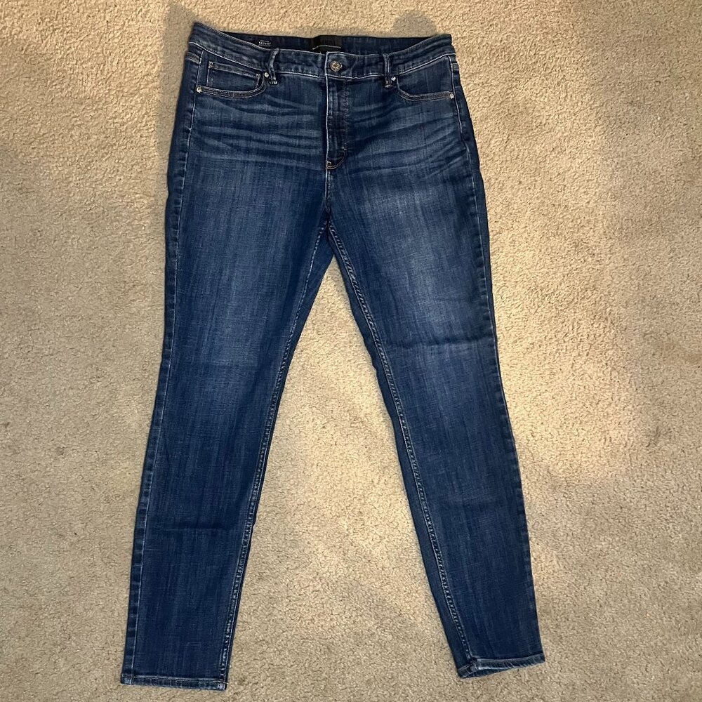 White House Black Market High-Rise Skinny Jeans | Everyday Soft | Size 14
